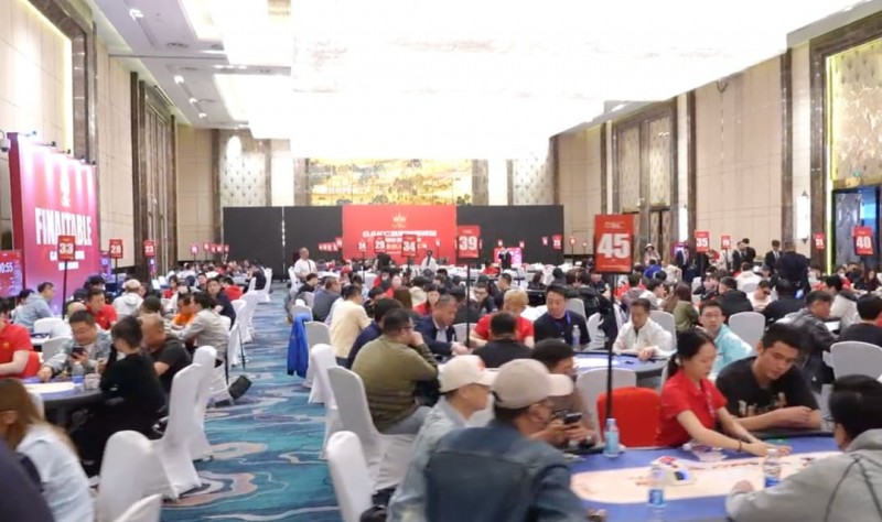 【微扑克】GAKC皇冠杯廊坊站第二日战报｜主赛A组184人激战，女神赛154位巾帼惊艳登场