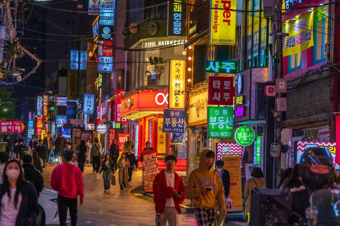 【微扑克】首尔午夜的悖论：全民禁令之下，为何遍地扑克高手？