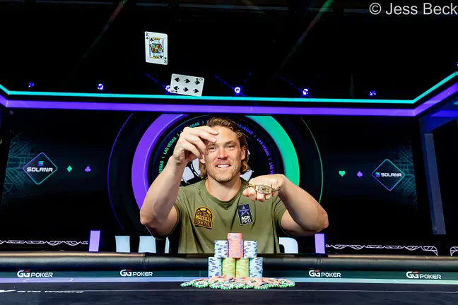 【微扑克】2026WSOP | $10K超快速赏金赛Yixi Tang单挑惜败Alex Foxen斩获亚军