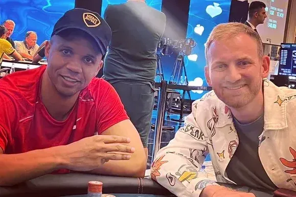 【微扑克】36岁扑克老炮Vegas实录：高额桌正变成私人派对